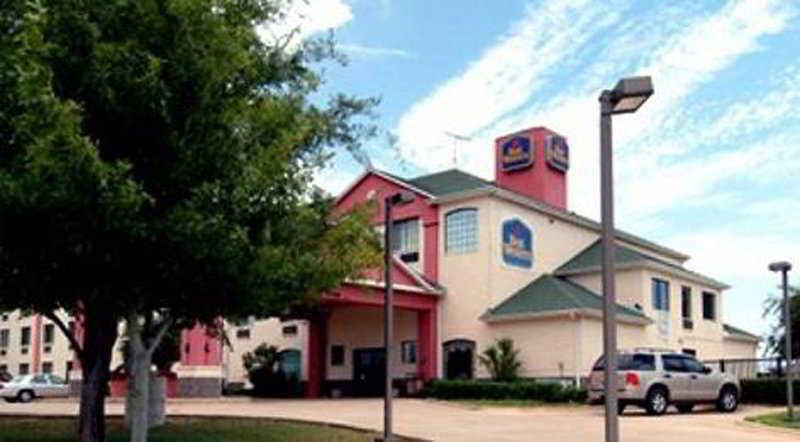 Quality Inn & Suites Fort Worth Extérieur photo